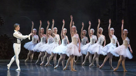 俄罗斯马林斯基芭蕾团芭蕾舞剧《天鹅湖》
